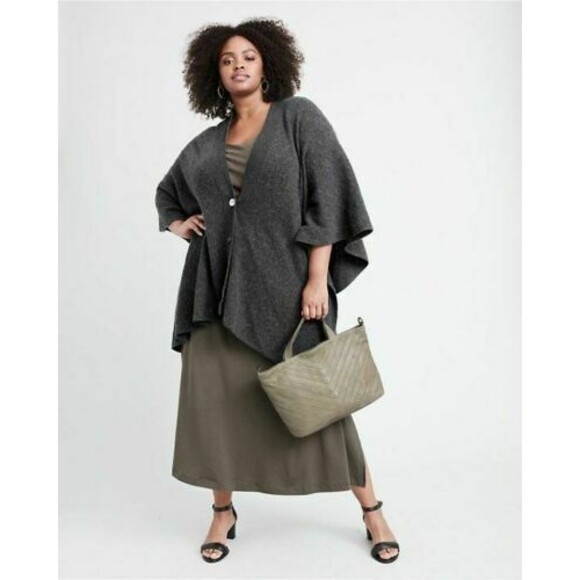 NWT New Womens OS 1X 2X 3X Wrap Plus 100% Cashmere Cape Cardigan Sweater Gray Dk - Picture 1 of 5